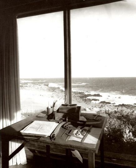 la table dans l’atelier de Dylan Thomas